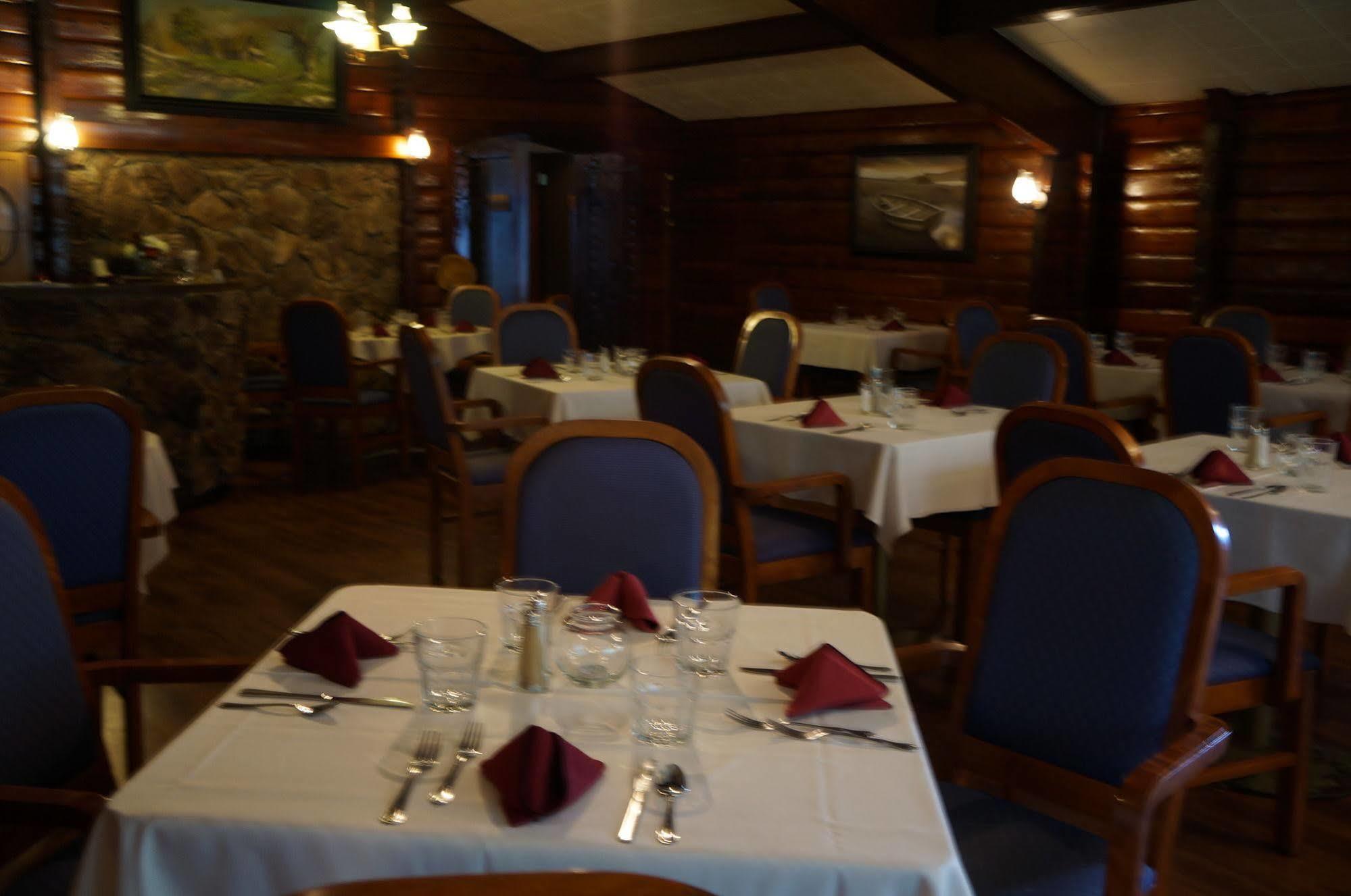 Chalet Inn Kitimat Εξωτερικό φωτογραφία